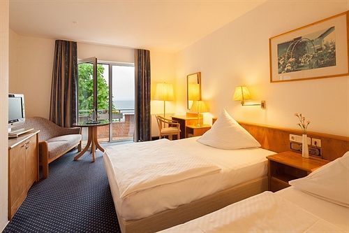 Stadthotel Hotel 4*